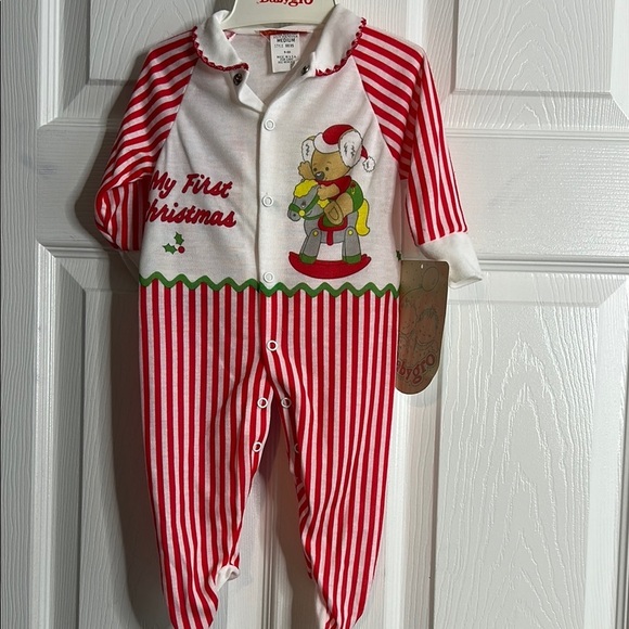 Vintage BabyGro Red and White 'My First Christmas' Baby One Piece Size M (6-9) - Picture 1 of 5